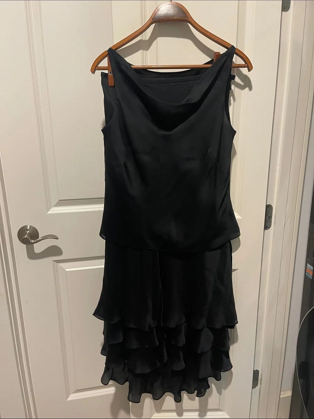 Elegant Black Sleeveless Layered silk skirt and top.